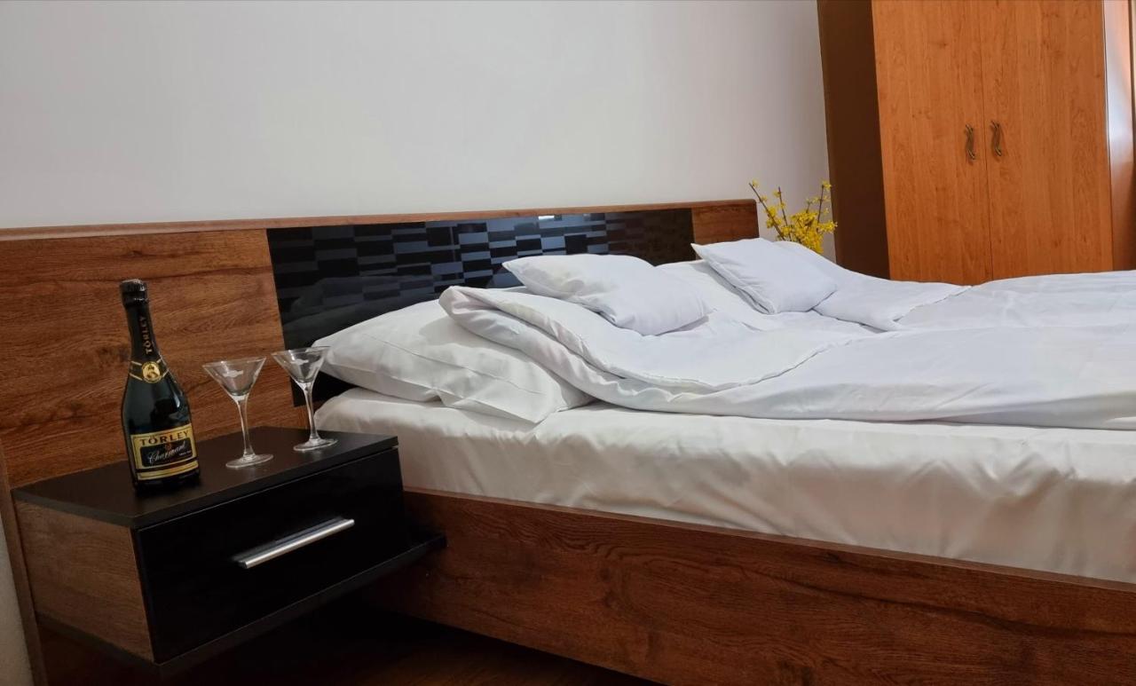 Relax Apartman Siofok-Sosto Luaran gambar