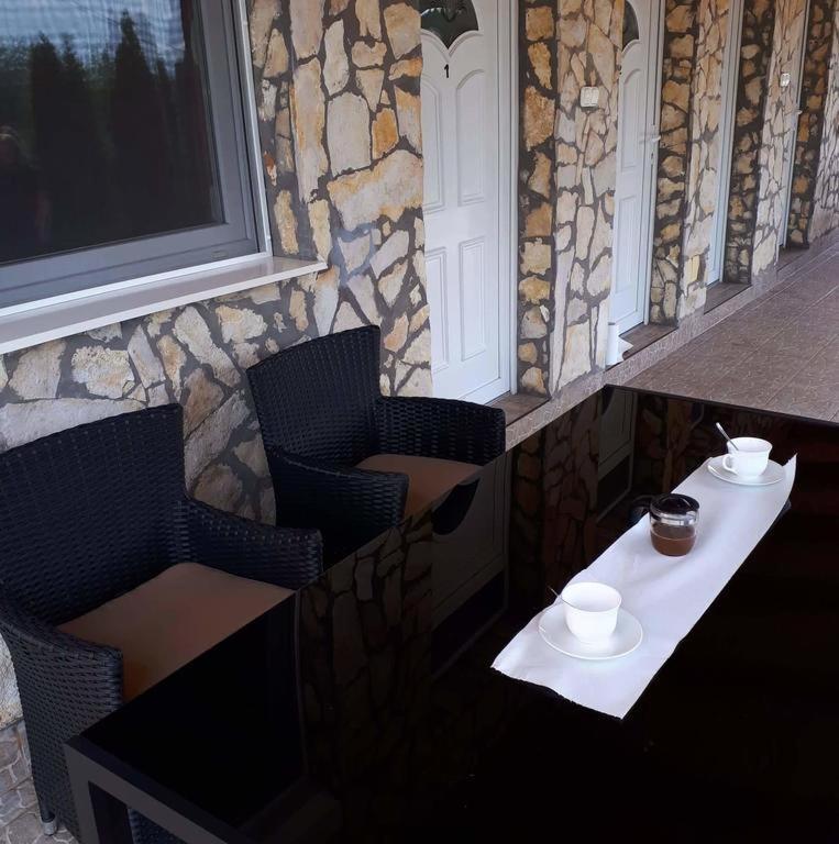 Relax Apartman Siofok-Sosto Luaran gambar