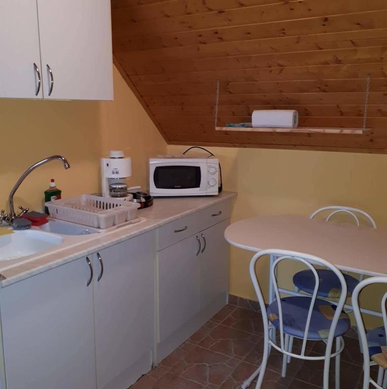 Relax Apartman Siofok-Sosto Luaran gambar